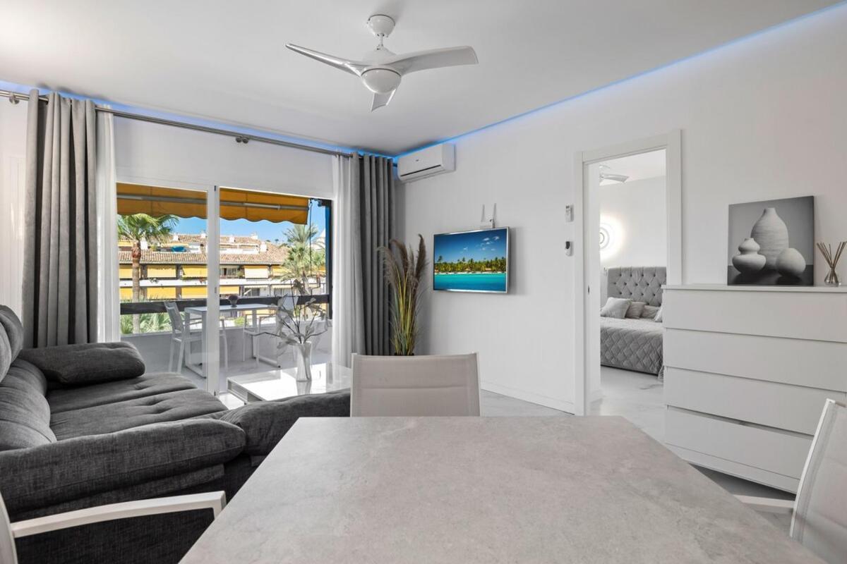 Apartment Fabulous One Bedroom Flat With Pool At The Golden Mile Marbella