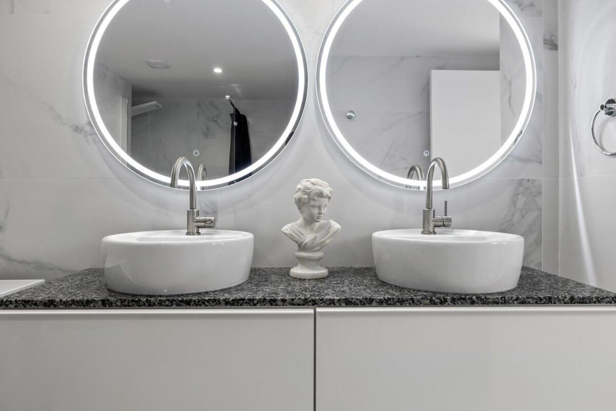 Fabulous One Bedroom Flat With Pool At The Golden Mile Apartment