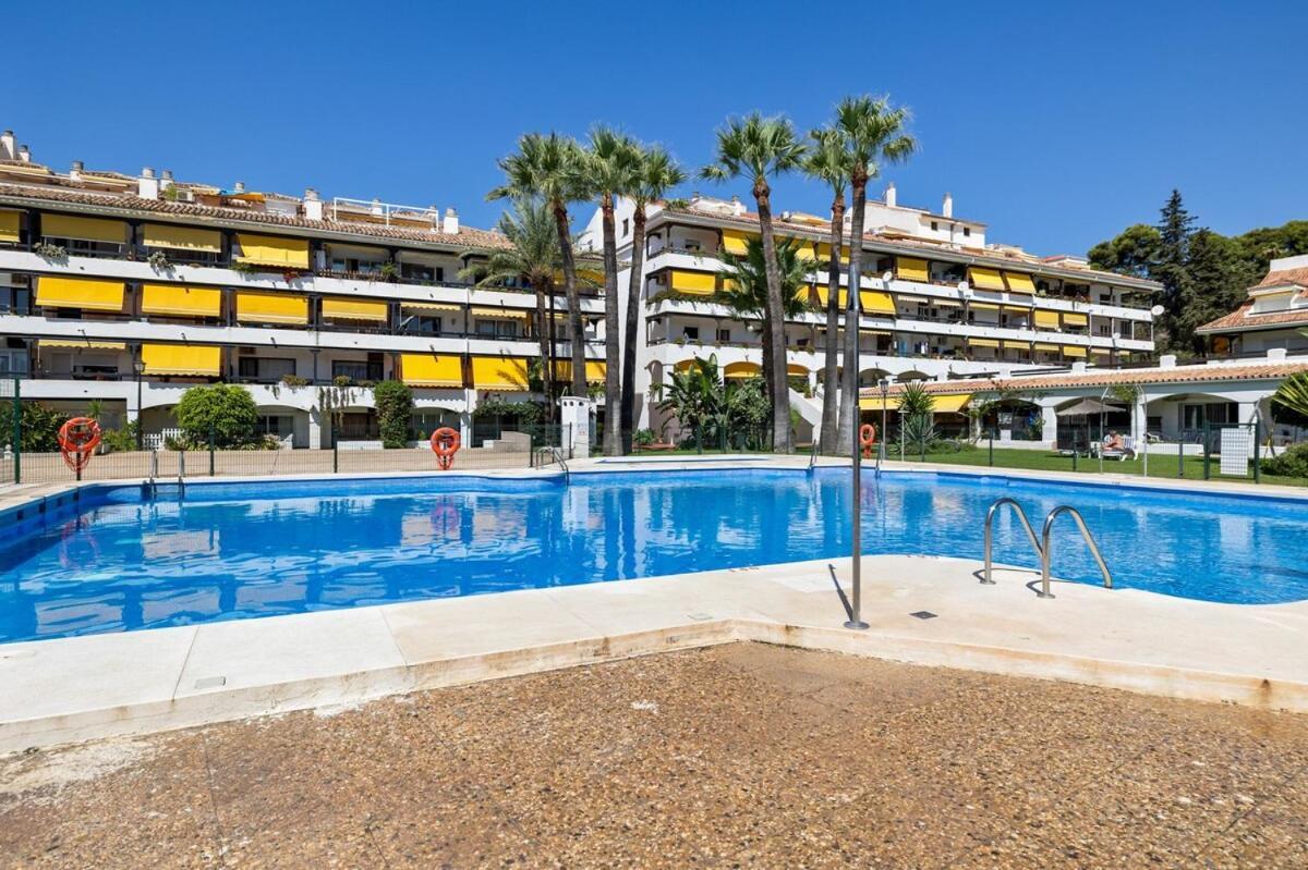 Fabulous One Bedroom Flat With Pool At The Golden Mile * Marbella